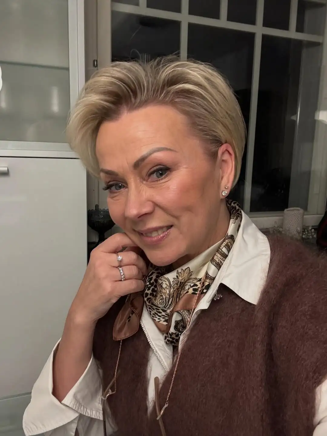 Helena Ahti-Hallberg: puoliso, lapset ja ura