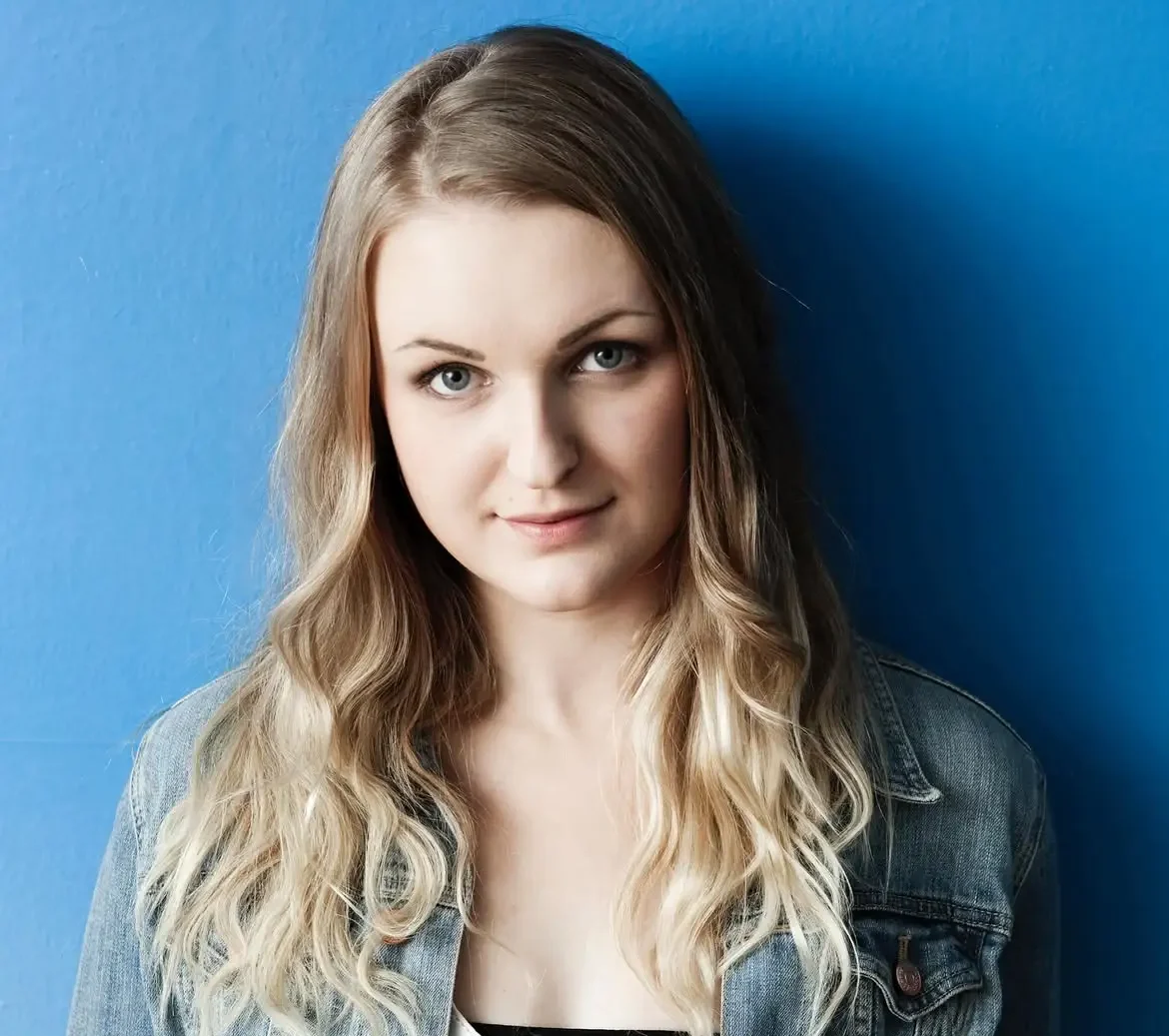 Jenni Poikelus puoliso